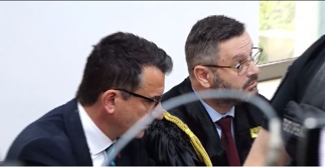 Veliaj Ne Gjykate 1