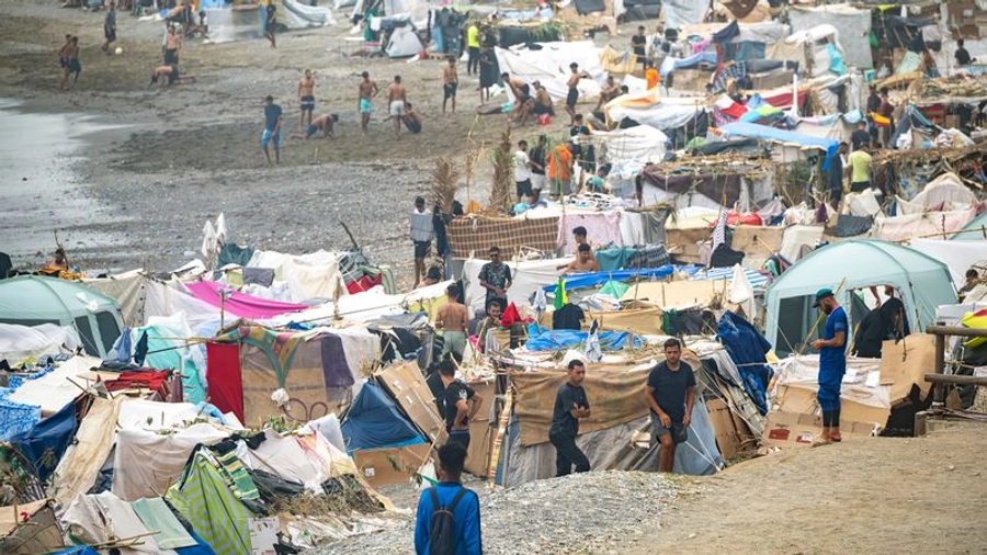 BE forcon kufijtë kundër emigracionit, Frontex do të ketë 30 mijë efektivë dhe njësi ndërhyrjeje brenda 24 orëve