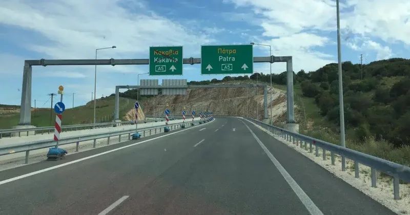 Autostrada Janinë-Kakavijë përfundon në 2029, udhëtimi drejt kufirit shqiptar do të shkurtohet në 40 minuta