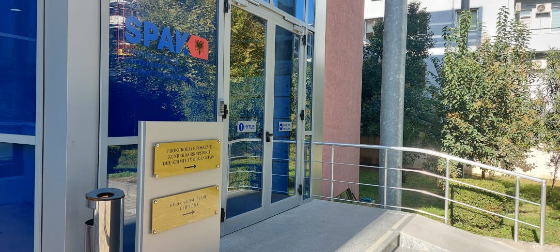 SPAK kontrolloi shtëpinë e ish deputetit të PS dhe ish ministrit të Nanos