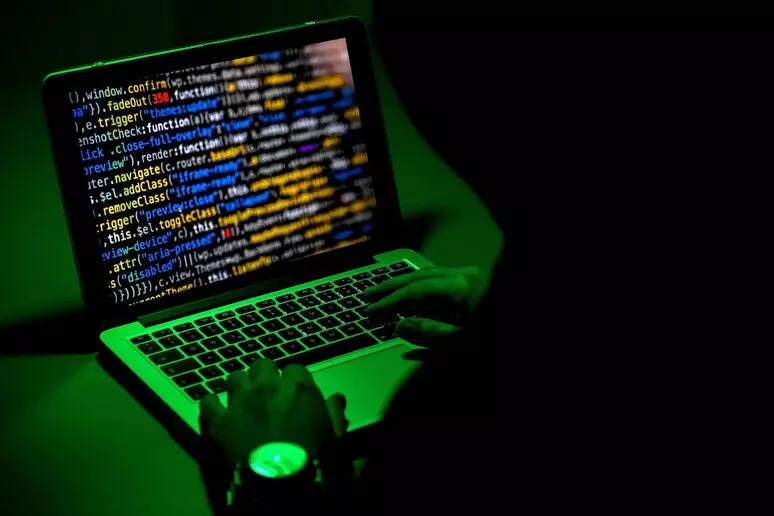 Alarm global për sigurinë, rekord i ri i sulmeve kibernetike me ndërhyrjen e AI