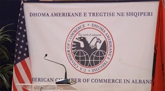 Dhoma Amerikane kundër paketës fiskale, parashikon rritje të ndjeshme të taksave për bizneset