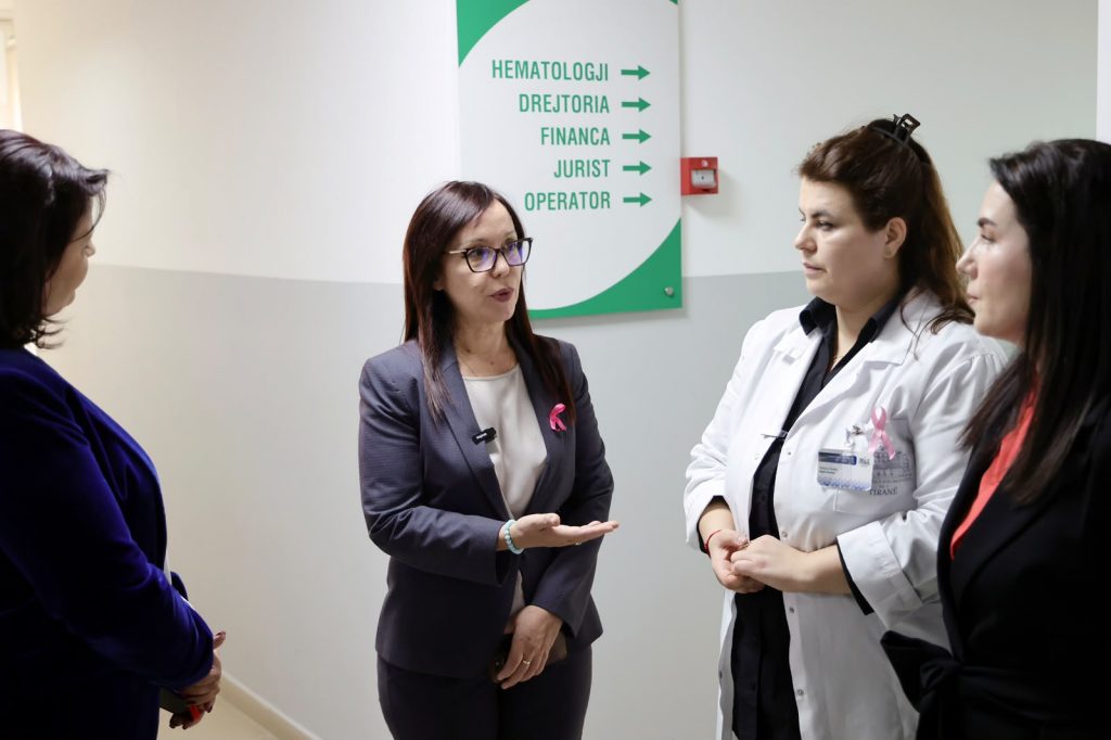 Vijon vaksinimi kundër gripit, ministrja Spahiu: Mbrojtja e personelit shëndetësor, garanci për sigurinë e pacientëve