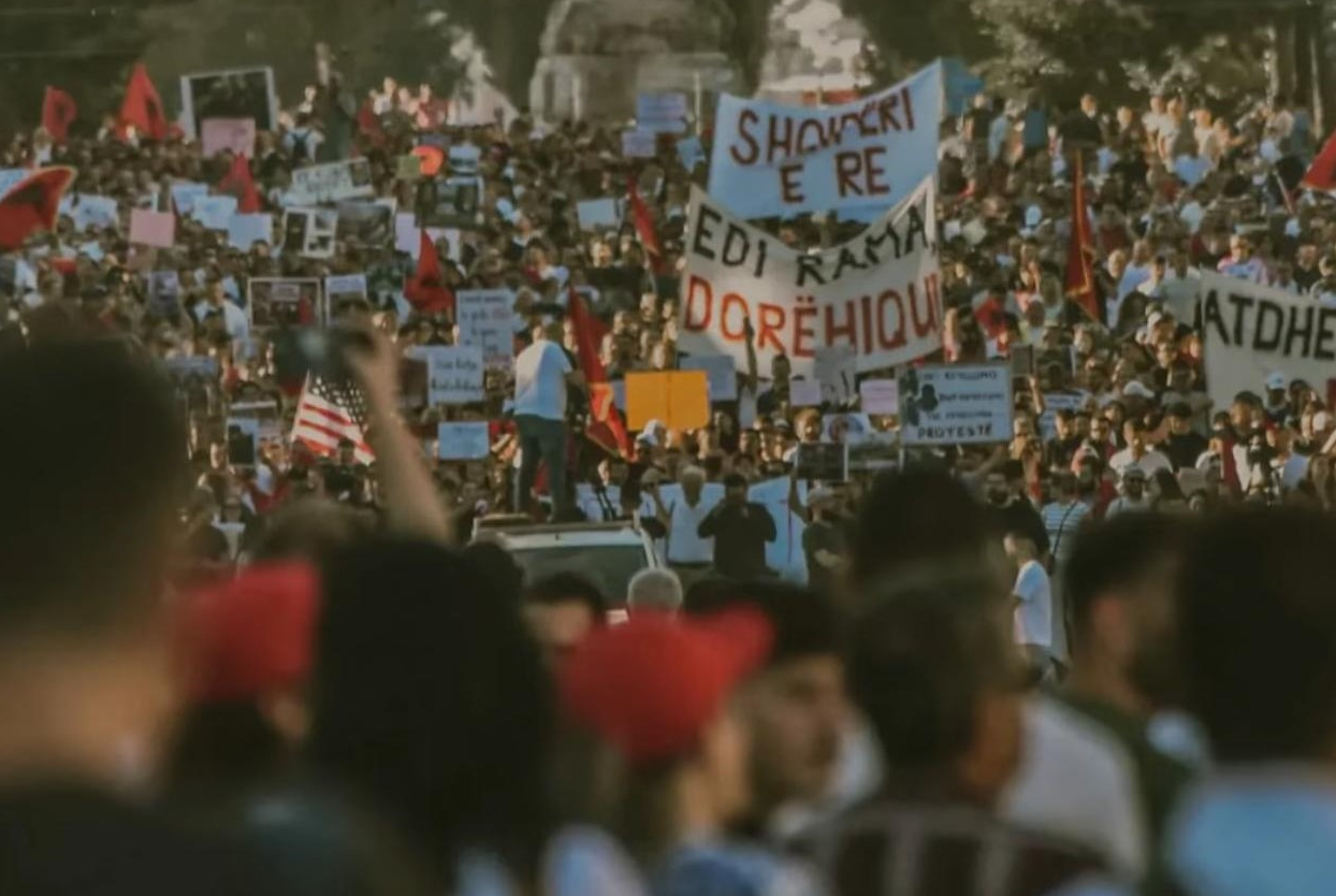 Dita e 19-të e protestës, studentët në tubim kombëtar para Ministrisë së Arsimit