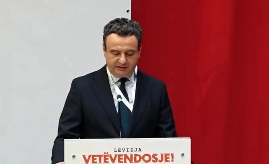 Revolta studentore/ Albin Kurti shënjestron Edi Ramën: Qeveria nuk duhet t’i përkulet oligarkisë